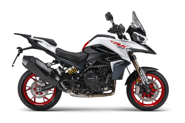 Benelli TRK 902 Stradale